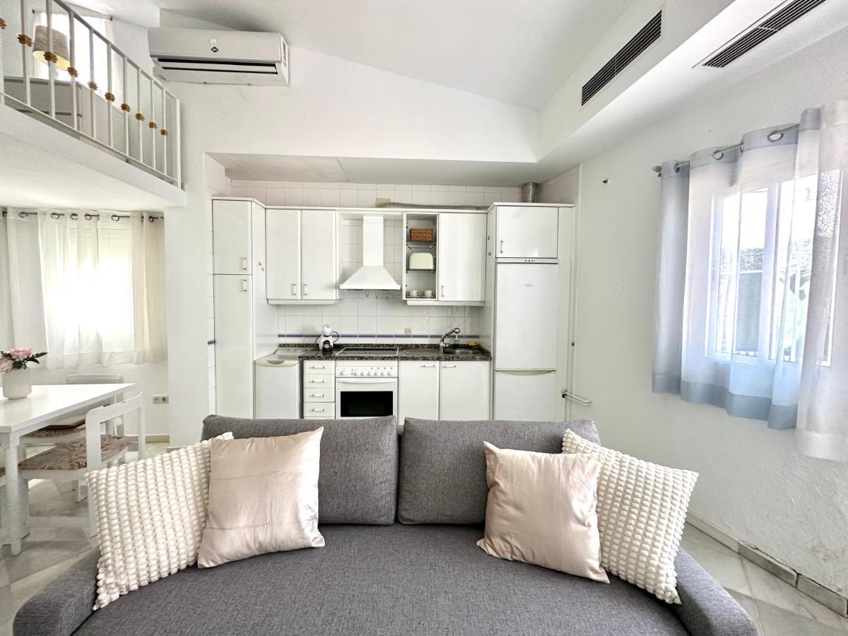 Premium Apartment With Terrace In The City Center Севилья Экстерьер фото