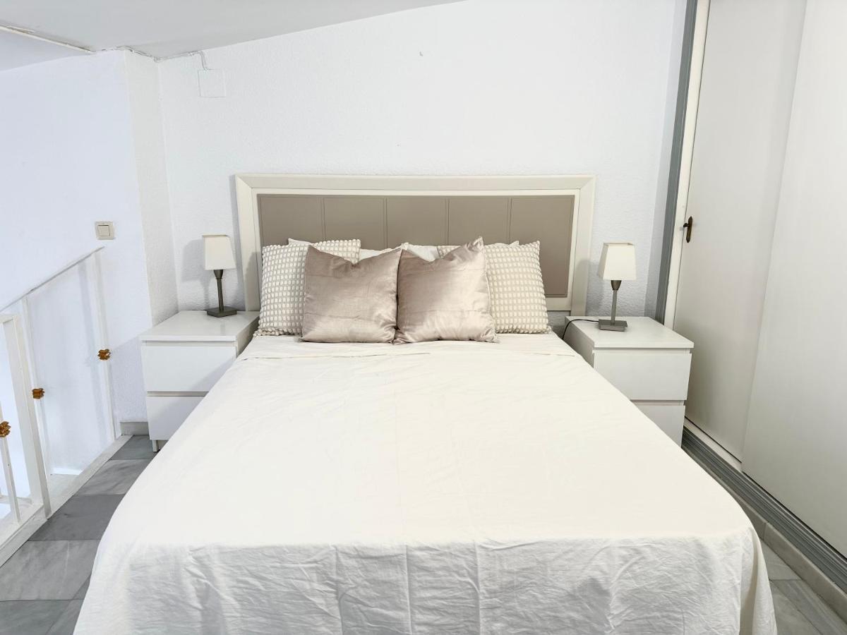 Premium Apartment With Terrace In The City Center Севилья Экстерьер фото